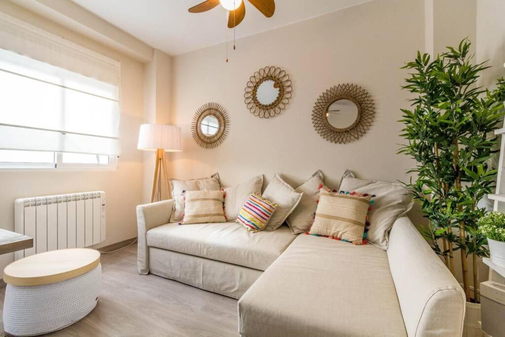 Cosy & Downtown Flat Valencia. Apartamento Exterior foto